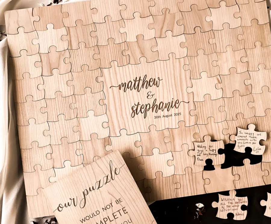puzzle de mariage comme livre d'or