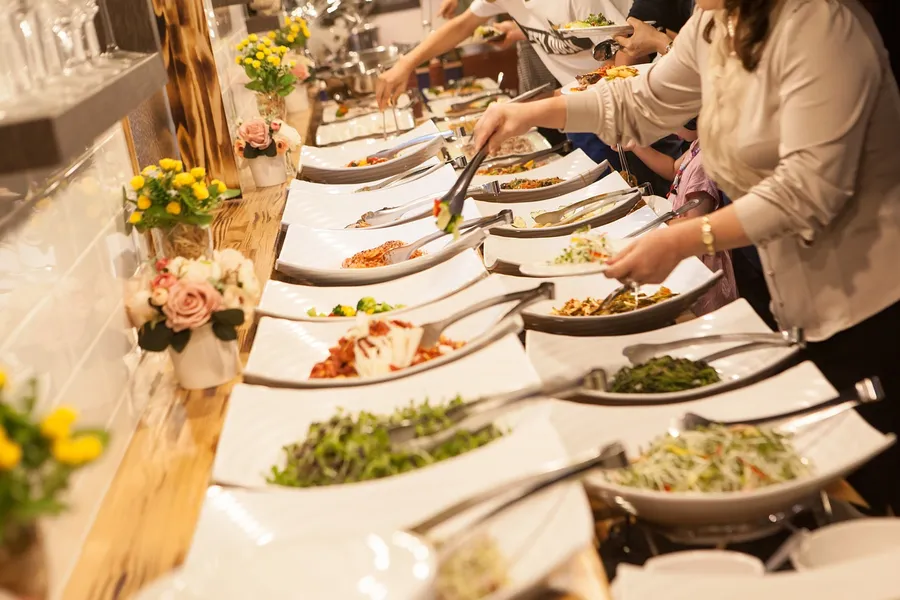 Buffet de traiteur de mariage
